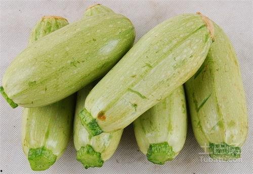 多种吃瓜图片,多图揭秘各式吃瓜瞬间